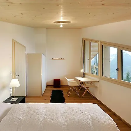 Apartment Sleeps 5 Wifi